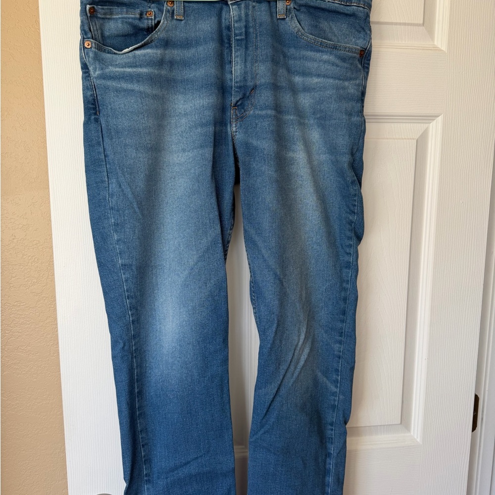 Levi's Light-Mid Wash Straight Leg Jeans